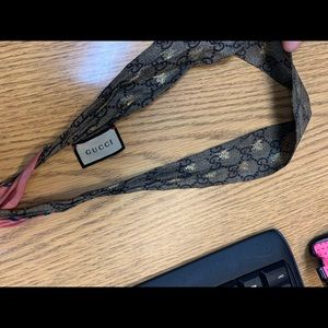 Gucci bandeau with Gucci box